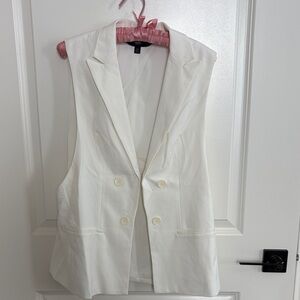 Women's White Sleeveless Blazer Vest, new
